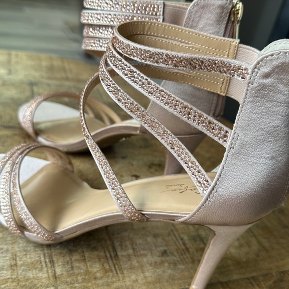 Thalia Sodi strappy heel New with Tags - Picture 4 of 7